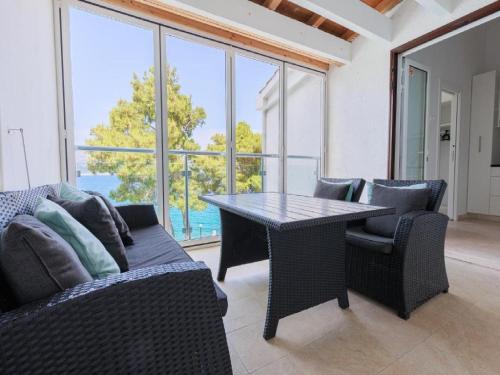 Lumbarda Resort Apartments - Comfort Two-Bedroom Apartment F5