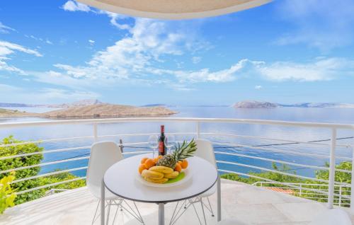 Cozy Apartment In Lukovo