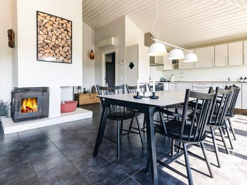 Imagen de la galería de 2-room holiday home in Karrebæksminde, en Karrebæksminde