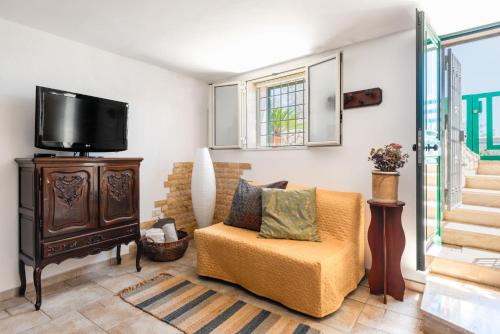 Imagen de la galería de Casa Colibrì Vista Mare - Artemisia Homes, en Andrano