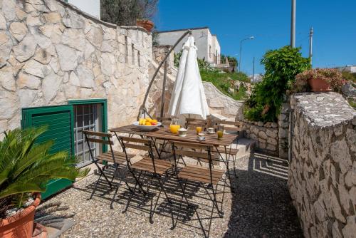 Imagen de la galería de Casa Colibrì Vista Mare - Artemisia Homes, en Andrano