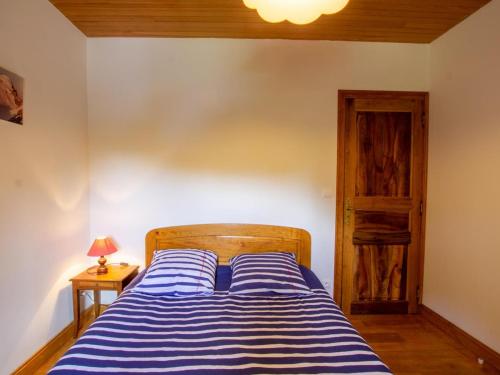 Photo de la galerie de l'établissement Maison isolée avec piscine au cœur du Périgord Noir, près de Sarlat et sites historiques - FR-1-616-182, à Borrèze