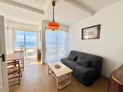 Photo de la galerie de l'établissement Appartement P2 Climatisé avec Vue Mer à La Grande Motte - FR-1-716-86, à La Grande Motte