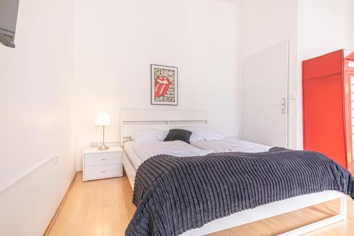 Sweet 3 private rooms in shared Apt Near Wiener Stadthalle & Central