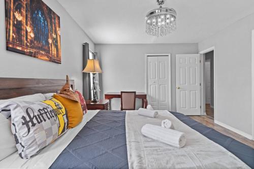 Cozy 4 Bedroom Townhome 2512 photo 20