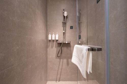 Un baño de Atour Hotel Beijing Zhongguancun Software Park West Shangdi Road