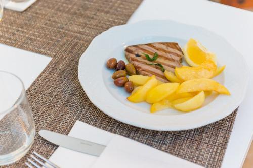 Cibo presso l'hotel o nelle vicinanze