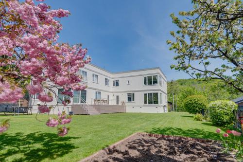 Villa Retreat - 14 minutes to downtown
