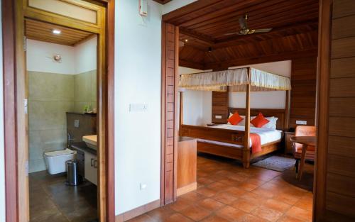 Una cama o camas en una habitación de Mount Xanadu Resorts