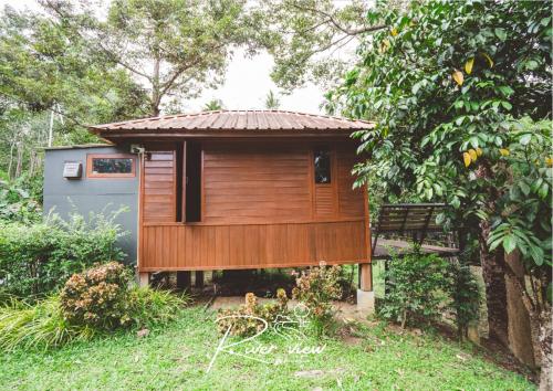 Taman di luar River View Resort At Chaewlan