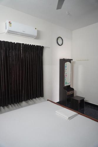 Φωτογραφία από το άλμπουμ του Aaruthran Apartment Services σε Tiruchirappalli