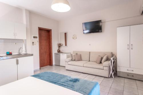 Gallery image of House Panorama Sea View in Neos Marmaras