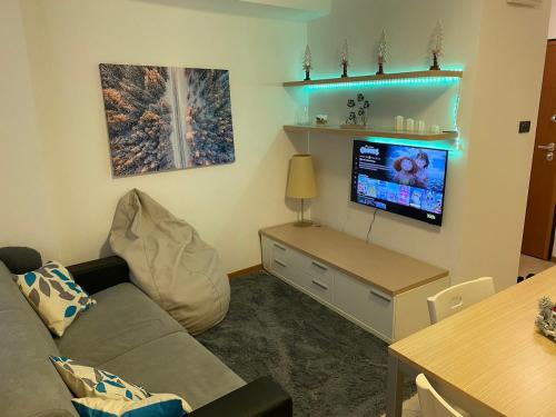 Photo de la galerie de l'établissement Cosy apartment in the heart of Riva, à Riva del Garda