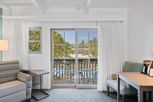 Балкон или терраса в Best Western Plus Santa Barbara