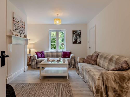 Posezení v ubytování 4 Bed in Corfe Castle 62985