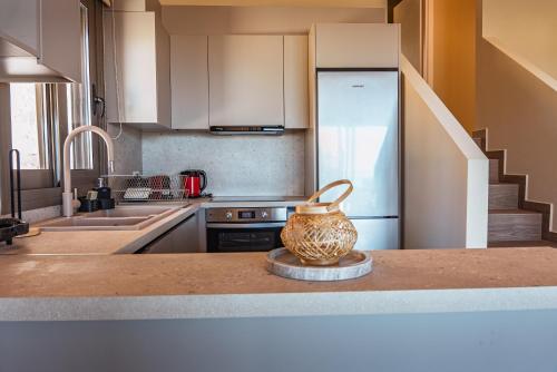 Una cocina o zona de cocina en Sole e Mare Villas