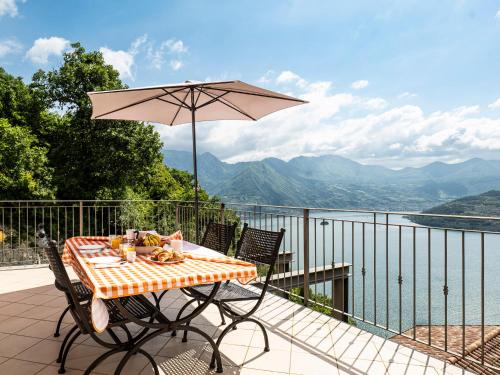 Gallery image of La Villetta - Casa vacanze perfetta con giardino, vista lago e piscina in Parzanica