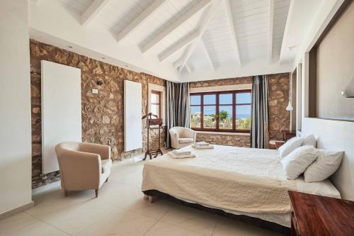 Postel nebo postele na pokoji v ubytování Villa St Dennis