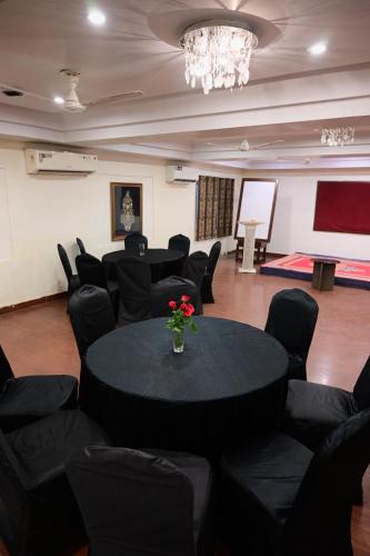 Χώρος καθιστικού στο The Ambassador - Hotel & Conference Center