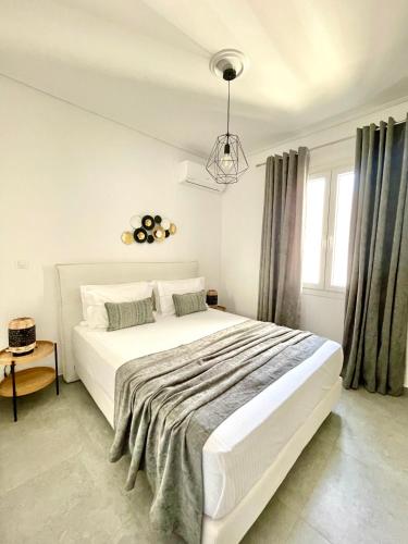 Emanouela's apartment in the center of Adamas