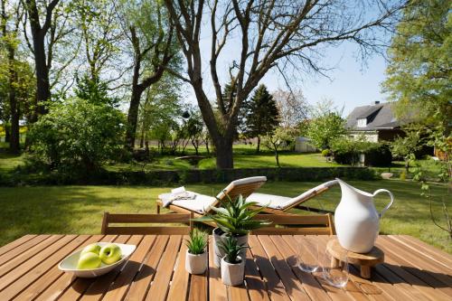 Taman di luar Am Feldweg 8 Lüttn Kombüse