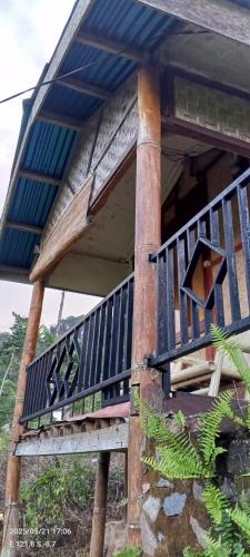 Balkoni atau teres di Kelimutu View Bungalows