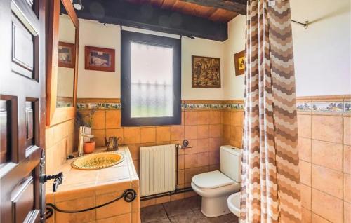 Ένα μπάνιο στο Comfortable villa with mountain views - Valverde de Leganés