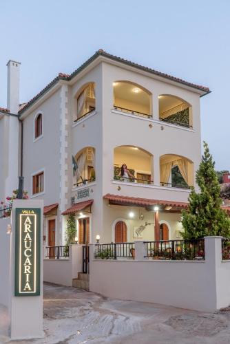 Villa Araucaria private pool Jacuzzi Seaview