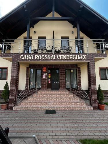Mặt tiền/cổng chính của Casa Bocskai-Vendégház