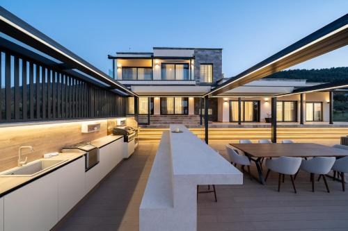 Μπαλκόνι ή βεράντα στο Villa Mare Halkidiki