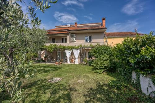 Apartments Beramska