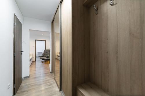 Spacious 1-bedroom Apartment