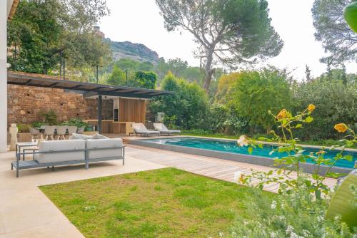 Superbe villa contemporaine à Saint-Raphaël à 200 m de la mer