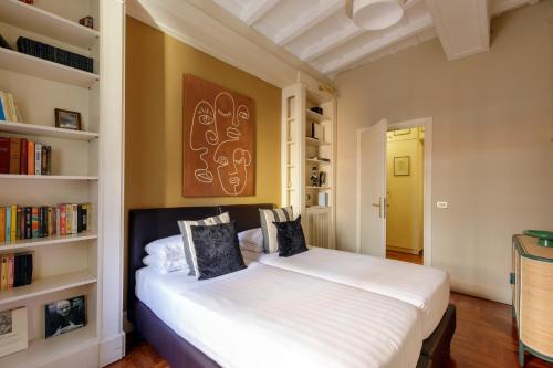 Condotti Spanish Steps Ambassador Apartment
