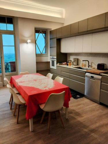 Vue mer et Golfe de St Tropez pour 6-8 personnes