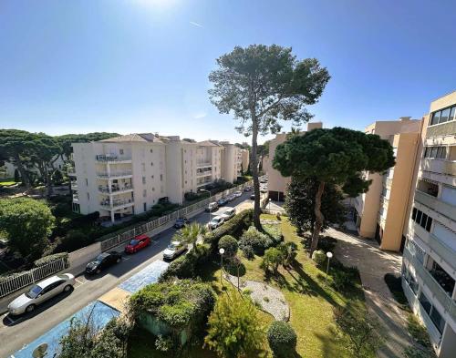 HYEPHI T2 pour 4 personnes dans résidence avec piscine - Hyères Port