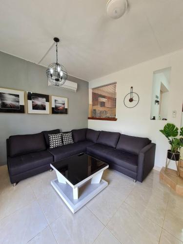Zona de estar de Villa Palmiste Duplex 2 min walk to beach