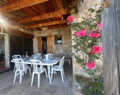 Imagen de la galería de Villa de charme vue imprenable sur le golfe, 6 pers PORTO-VECCHIO, en Porto Vecchio