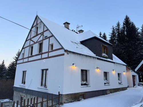 WOLF HOUSE KLÍNOVEC