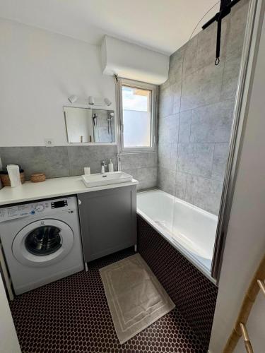 Koupelna v ubytování Brèche Marais - Duplex niché en bord de mer