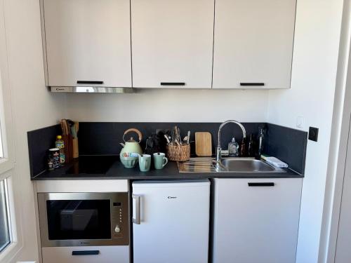 We Live Inn Sharies Reims - A605