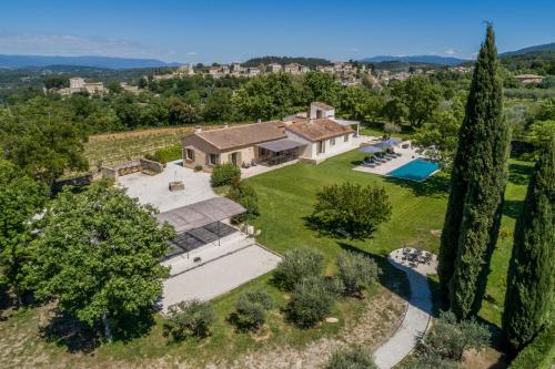 Πισίνα στο ή κοντά στο Villa Kiki 4 chambres Climatisée Ménerbes