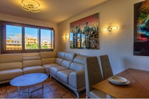 Stylish penthouse with private panoramic rooftop terrace photo 21