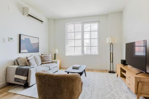 Gallery image of Blueground Dumbo balcony AC near bridge NYC-1770 in Brooklyn