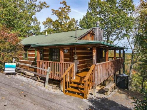 View! Cozy, Private, Fireplace, Hot Tub Log Cabin, Honeymoon! photo 7