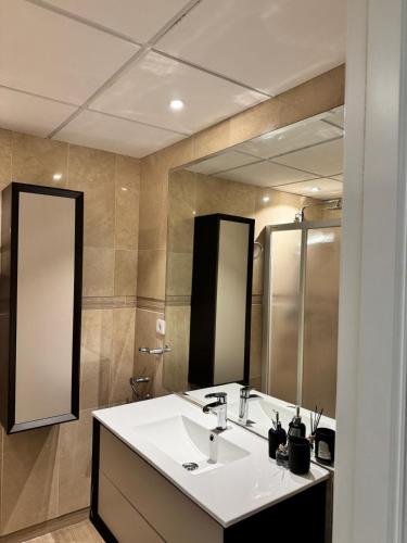 Lujoso Atico Dúplex En Puerto Marina
