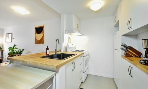 Nhà bếp/bếp nhỏ tại 22#53 chemin du Hameau Studio