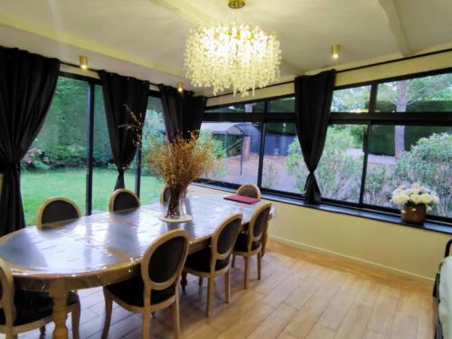 En have udenfor L atelier classé 3 étoiles