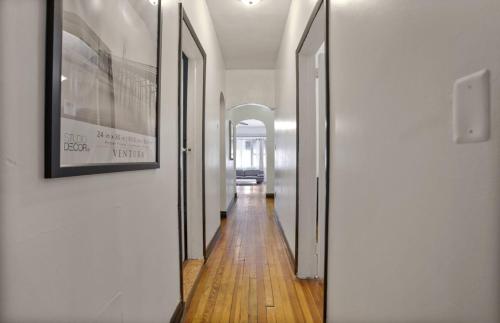 Gambar di galeri bagi 3BR Skyline Apt in Bustling District I Great Value NJ5 di West New York