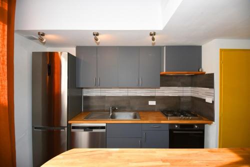 Photo de la galerie de l'établissement Maison avec garage près GRANDE PLAGE, à Les Sables-dʼOlonne